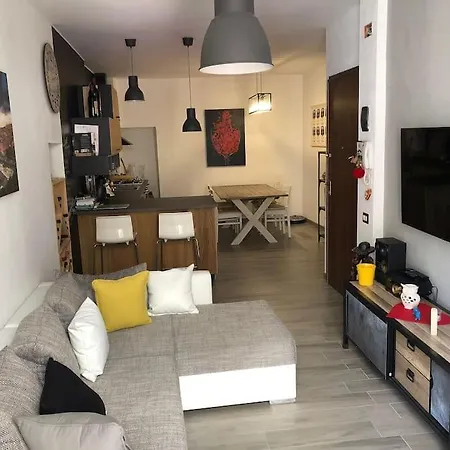 Апартаменты Inner History House *