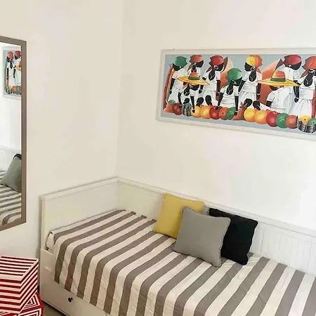 Inner History House Кальяри