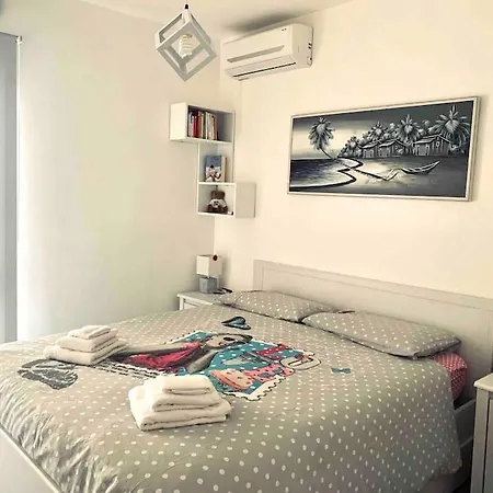 Апартаменты Inner History House Кальяри