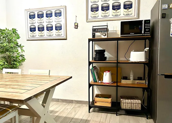 Inner History House * カリアリ